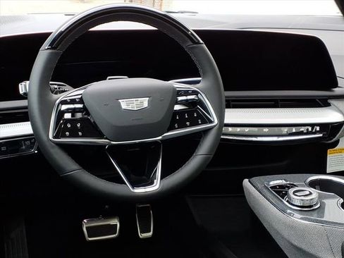 New 2026 Cadillac Optiq Luxury 1 image 5
