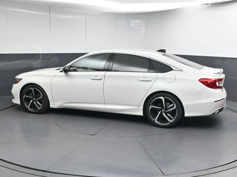 Used 2021 Honda Accord Sport image 7