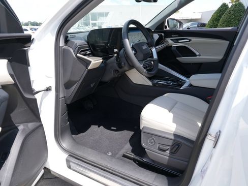 Used 2025 Audi Q5 Premium Plus w/ Premium Plus AWD/4WD image 20