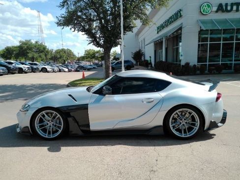 Used 2020 Toyota Supra image 10