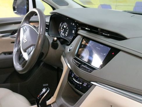 Used 2021 Cadillac XT5 Premium Luxury AWD/4WD image 10