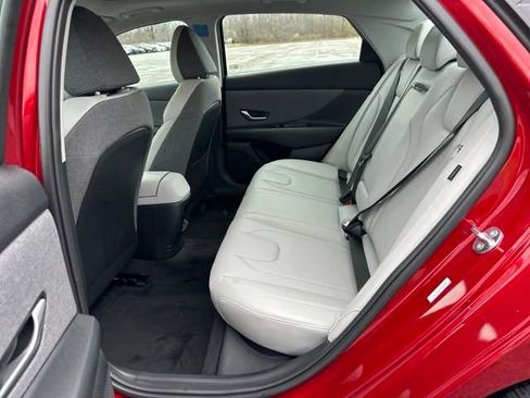 New 2025 Hyundai Elantra Limited FWD image 20