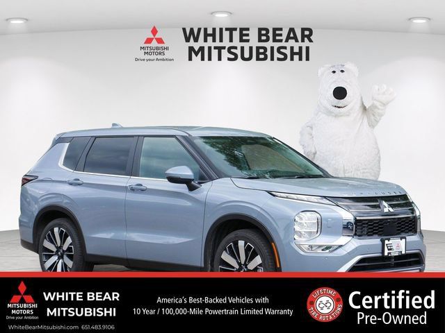 Used 2026 Mitsubishi Outlander SE AWD/4WD image 1