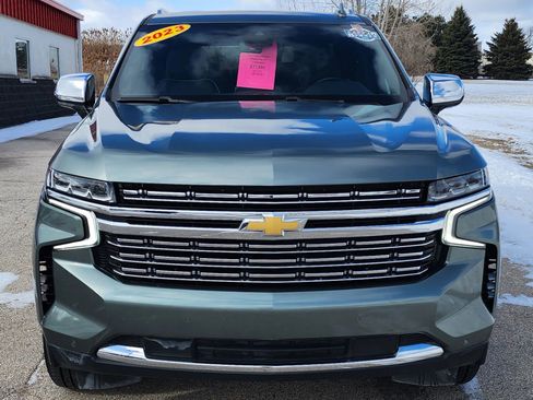 Used 2023 Chevrolet Suburban Premier image 14