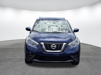 Used 2018 Nissan Kicks SV FWD video 2