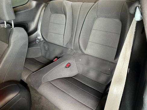 Used 2017 Ford Mustang Coupe image 19