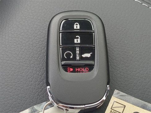 New 2026 Honda Pilot Touring image 30