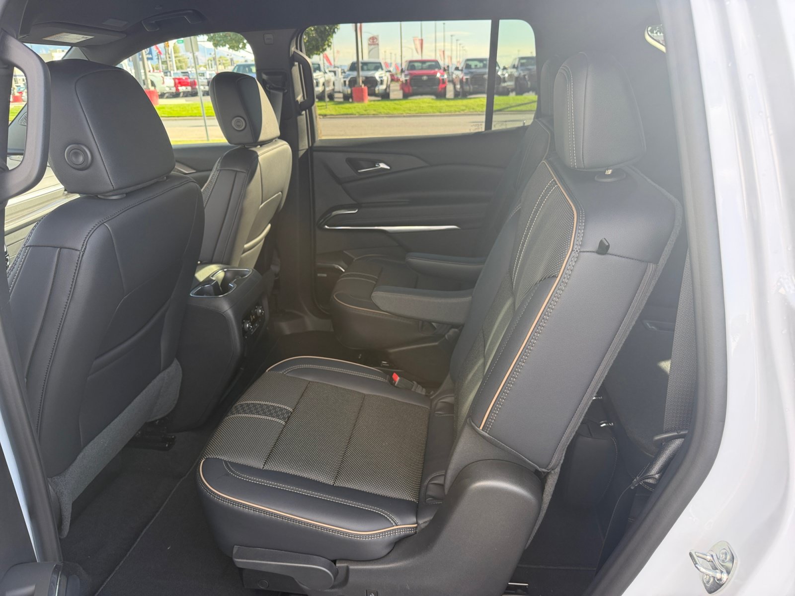 New 2026 Chevrolet Traverse High Country AWD/4WD image 17