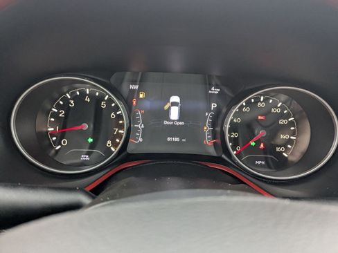 Used 2018 Jeep Compass Trailhawk w/ Navigation Group image 16