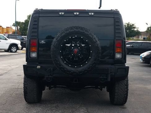 Used 2004 HUMMER H2 w/ Preferred Equipment Group AWD/4WD image 10