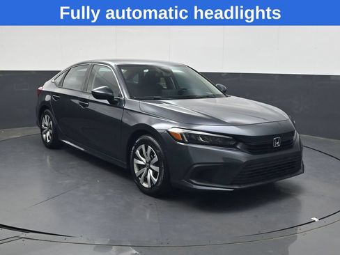 Used 2023 Honda Civic LX image 2