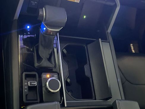 Used 2024 Toyota Tundra Platinum image 20