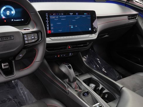 Used 2025 Dodge Charger R/T Scat Pack w/ Track Pack image 23