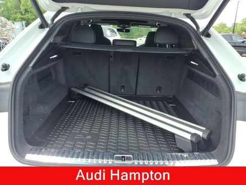 Used 2023 Audi SQ8 Prestige AWD/4WD image 8