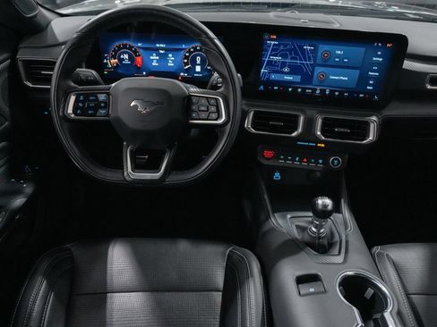 Used 2025 Ford Mustang GT Premium RWD image 19