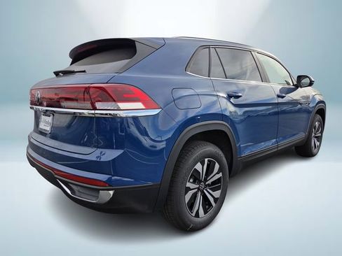 New 2026 Volkswagen Atlas Cross Sport SE FWD image 4