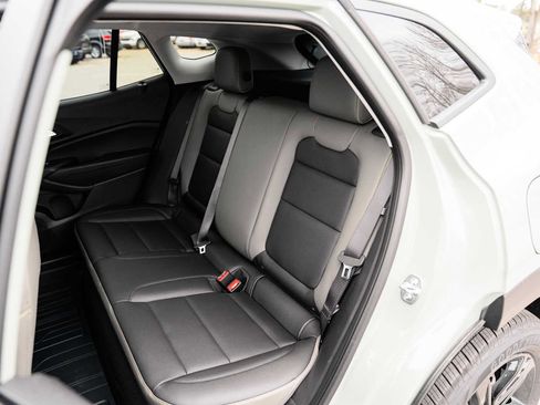 New 2026 Chevrolet Trax ACTIV w/ Sunroof Package image 7