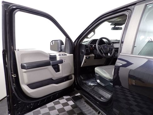 Used 2020 Ford F150 XL w/ Equipment Group 101A Mid AWD/4WD image 18