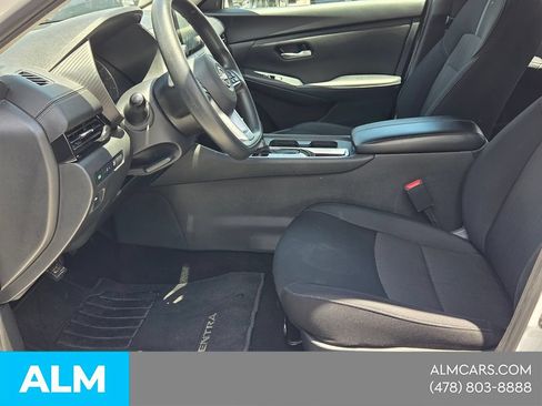 Used 2024 Nissan Sentra SV FWD image 4