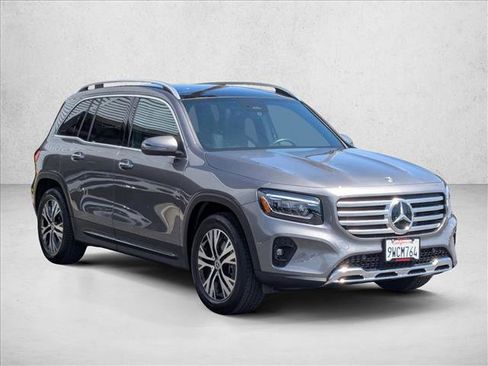 Used 2026 Mercedes-Benz GLB 250 image 3