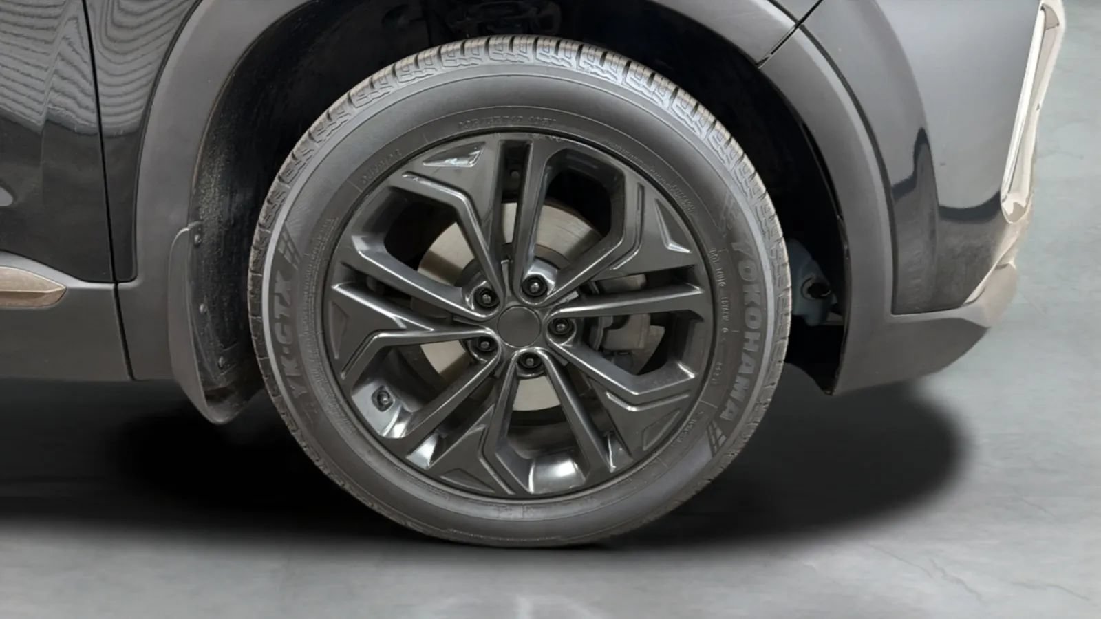 Used 2020 Hyundai Santa Fe Limited FWD image 25