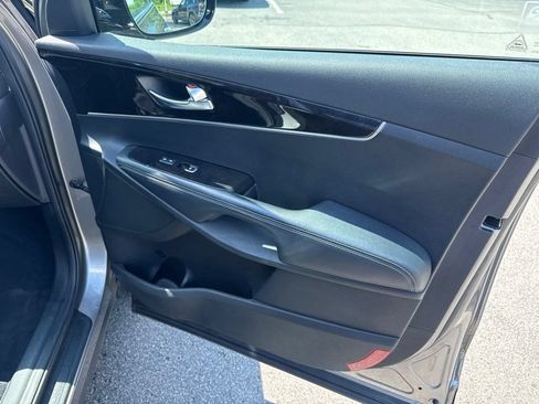 Used 2016 Kia Sorento AWD image 33