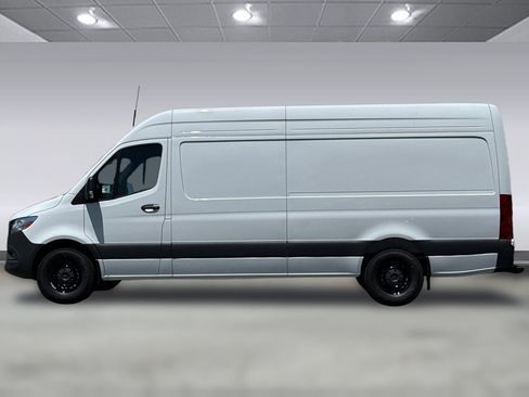 New 2026 Mercedes-Benz Sprinter 2500 image 2