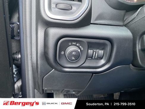 Used 2025 RAM 2500 Laramie AWD/4WD image 20