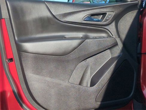 Certified 2022 Chevrolet Equinox LT image 22