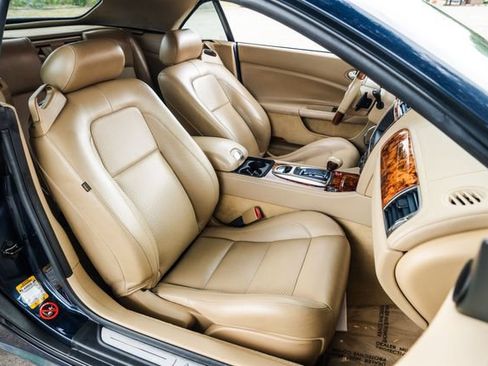 Used 2007 Jaguar XK Convertible RWD image 61