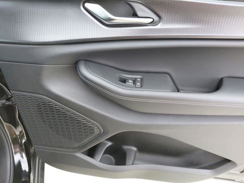 New 2025 Jeep Grand Cherokee L Laredo w/ Luxury Tech Group I image 18