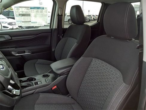 Used 2025 Ford Ranger XLT image 12