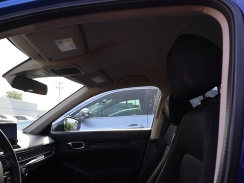 Used 2023 Honda Civic LX image 9