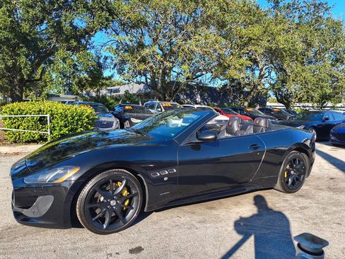 Used 2015 Maserati GranTurismo Sport image 45