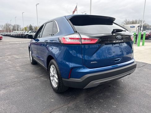 Used 2024 Ford Edge SEL w/ Convenience Package image 8