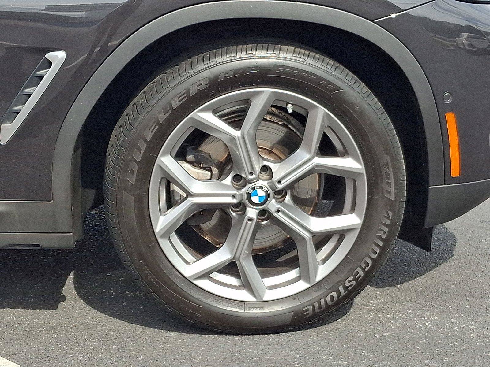 Used 2024 BMW X4 xDrive30i w/ Premium Package AWD/4WD image 8