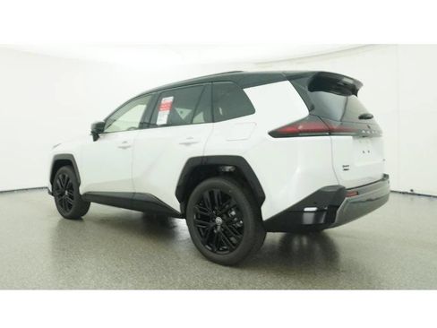 Used 2026 Toyota RAV4 XSE w/ Weather Package AWD/4WD image 27