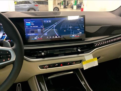 New 2026 BMW X5 M60i image 6