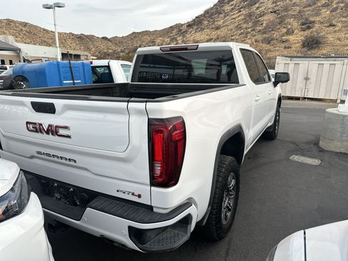 Used 2025 GMC Sierra 1500 AT4 AWD/4WD image 3