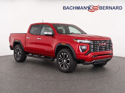 Used 2026 GMC Canyon Denali AWD/4WD image 1