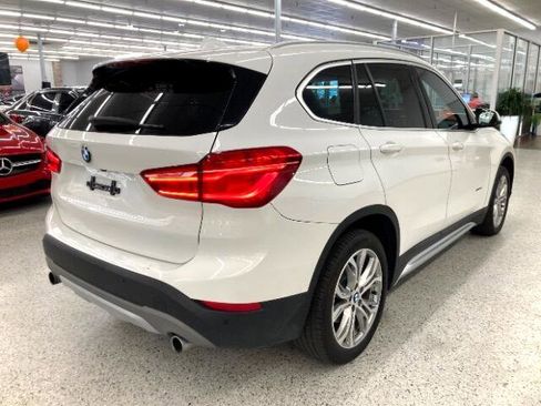 Used 2018 BMW X1 xDrive28i image 3
