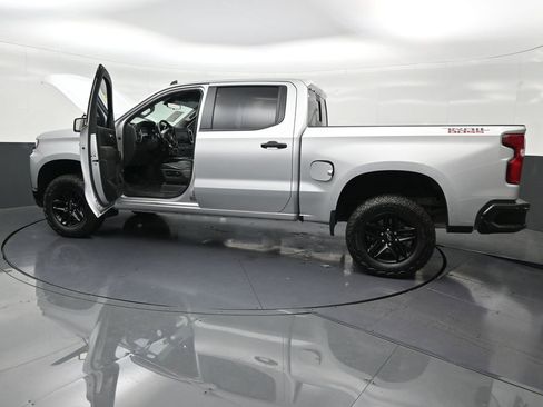 Used 2021 Chevrolet Silverado 1500 LT Trail Boss w/ Convenience Package II image 36