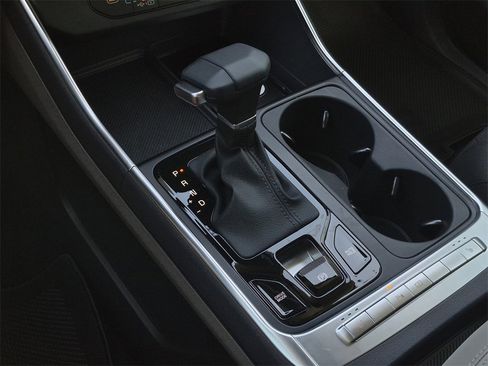 New 2026 Kia Carnival EX image 15