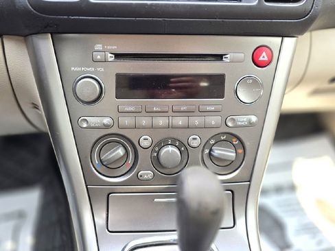 Used 2006 Subaru Legacy 2.5i Limited image 19