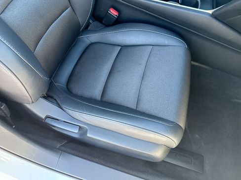 Used 2019 Honda Accord Sport image 12