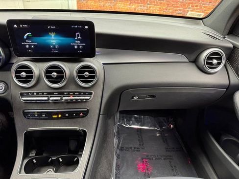 Certified 2022 Mercedes-Benz GLC 300 GLC 300 image 17