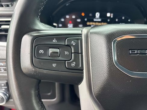 Used 2023 GMC Yukon XL Denali AWD/4WD image 26