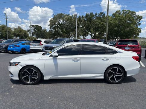 Used 2019 Honda Accord Sport image 4