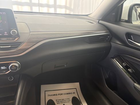 Used 2022 Nissan Altima 2.5 SL image 14