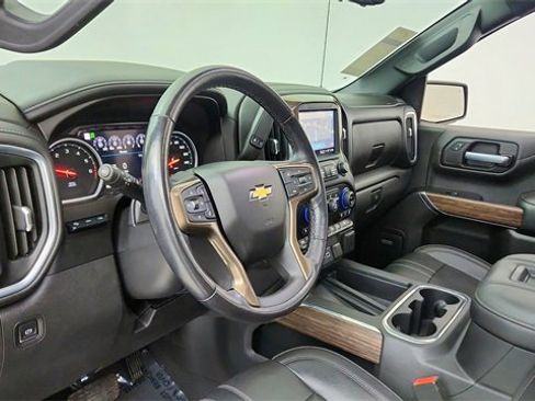 Used 2021 Chevrolet Silverado 1500 High Country w/ Technology Package image 19